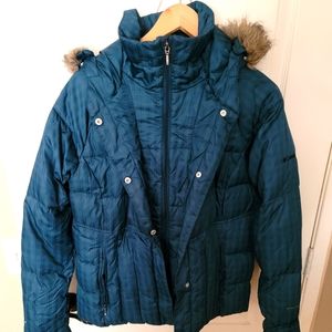 Womens Columbia down jacket